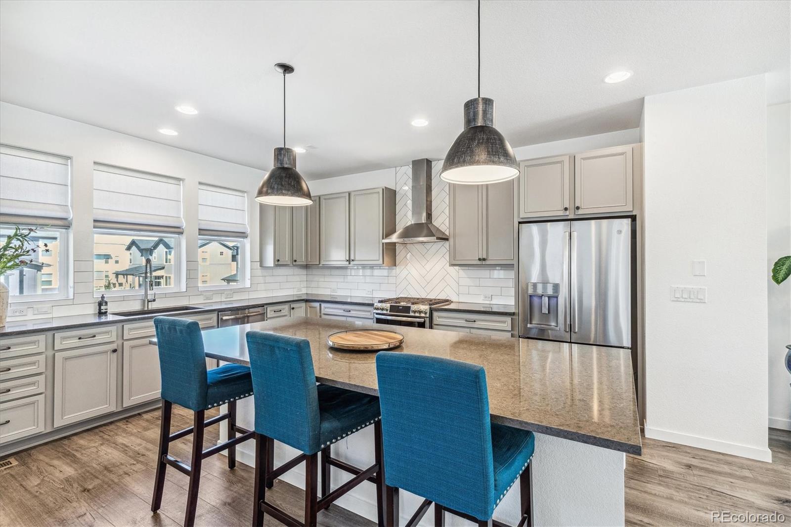 8899 Delacorte Street Highlands Ranch, CO 80129 - Photo 15 of 40 Gallery Image 15