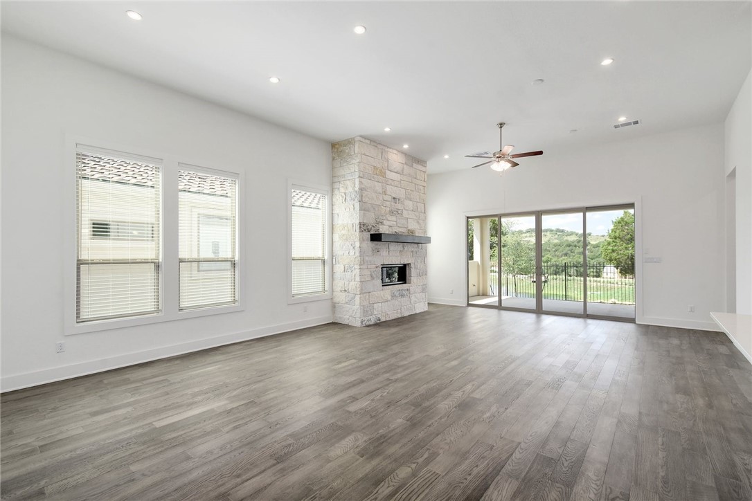 4107 Softleaf Lane Austin, TX 78738 - Photo 8 of 40 Gallery Image 8