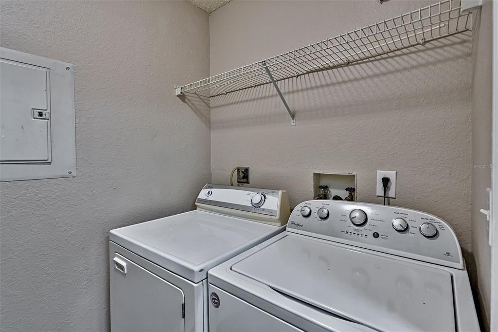 3705 Southwest 27th Street, Unit 926 Gainesville, FL 32608 - Photo 18 of 39 a utility room with dryer and washer