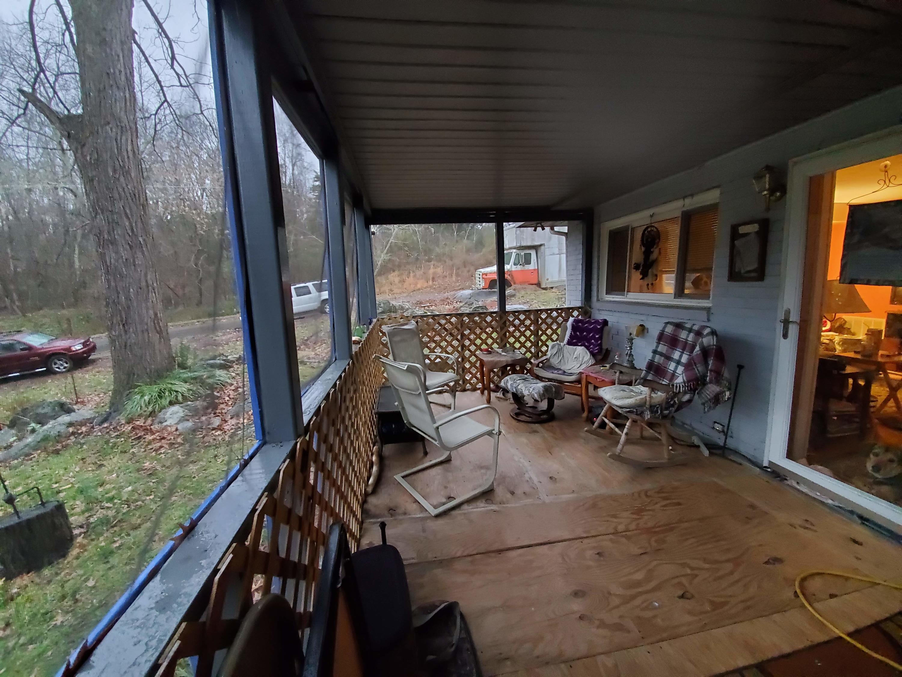 225 Cabindale Road Johnson City, TN 37615 - Photo 4 of 16 20200118_170033