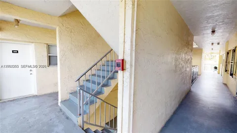 $2,250 | 453 Southwest 2nd Street, Unit 301C, Miami, FL 33130