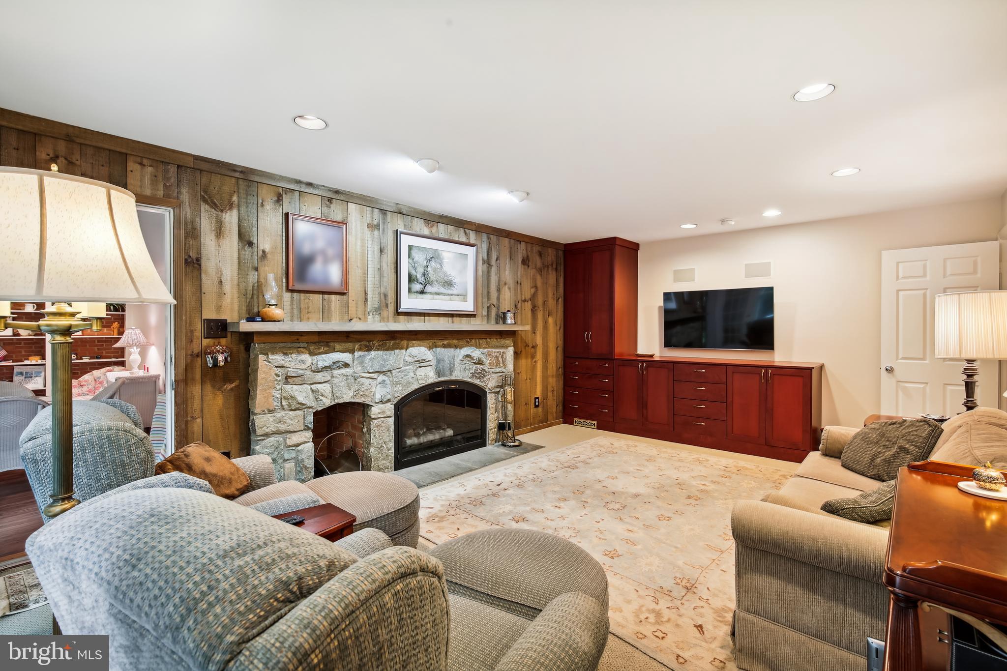 9633 Reach Road Potomac, MD 20854 - Photo 22 of 69