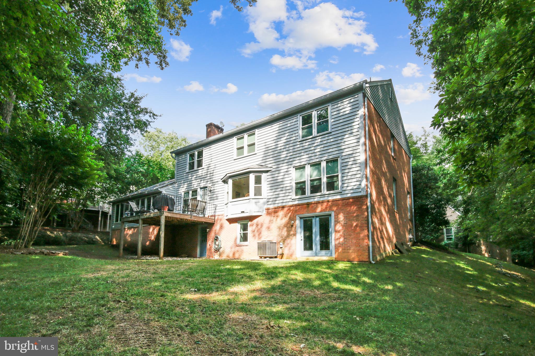 9633 Reach Road Potomac, MD 20854 - Photo 6 of 69