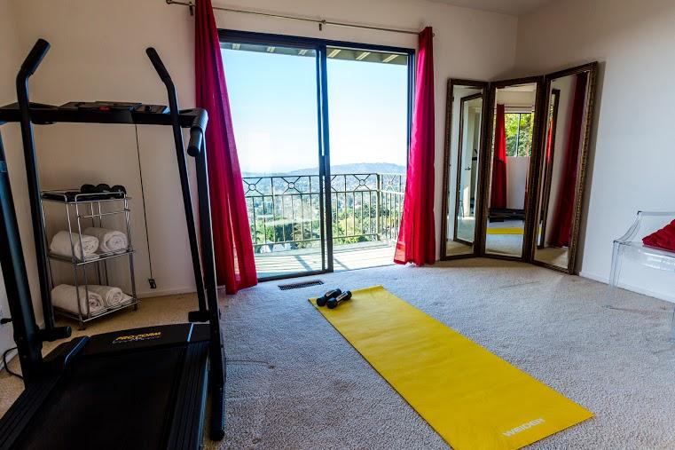 946 Cheltenham Road Santa Barbara, CA 93105 - Photo 22 of 29 Bedroom #3/Gym