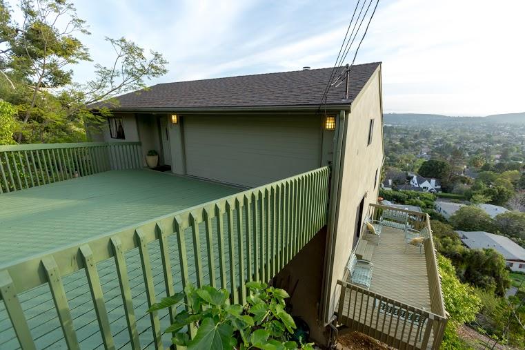 946 Cheltenham Road Santa Barbara, CA 93105 - Photo 3 of 29 Ample parking