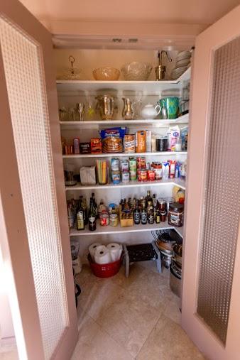 946 Cheltenham Road Santa Barbara, CA 93105 - Photo 8 of 29 Pantry