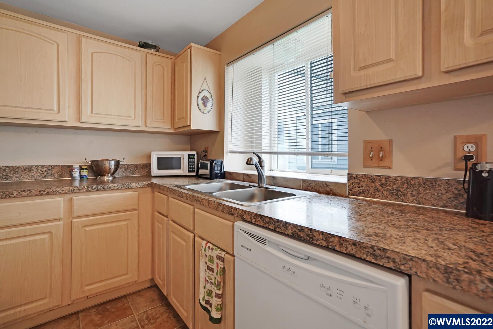 3688 Bell Road Northeast Salem, OR 97301 - Photo 16 of 26 Gallery Image 16