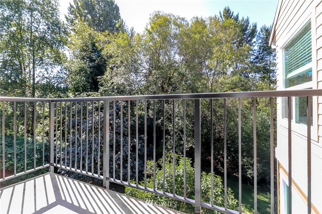 820 East Cady Road, Unit J301 Everett, WA 98203 - Photo 14 of 30 Gallery Image 14