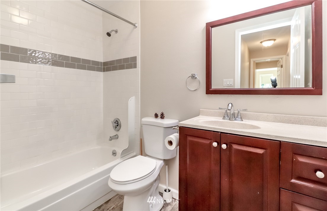 820 East Cady Road, Unit J301 Everett, WA 98203 - Photo 20 of 30 Gallery Image 20