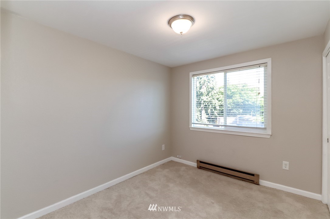 820 East Cady Road, Unit J301 Everett, WA 98203 - Photo 21 of 30 Gallery Image 21
