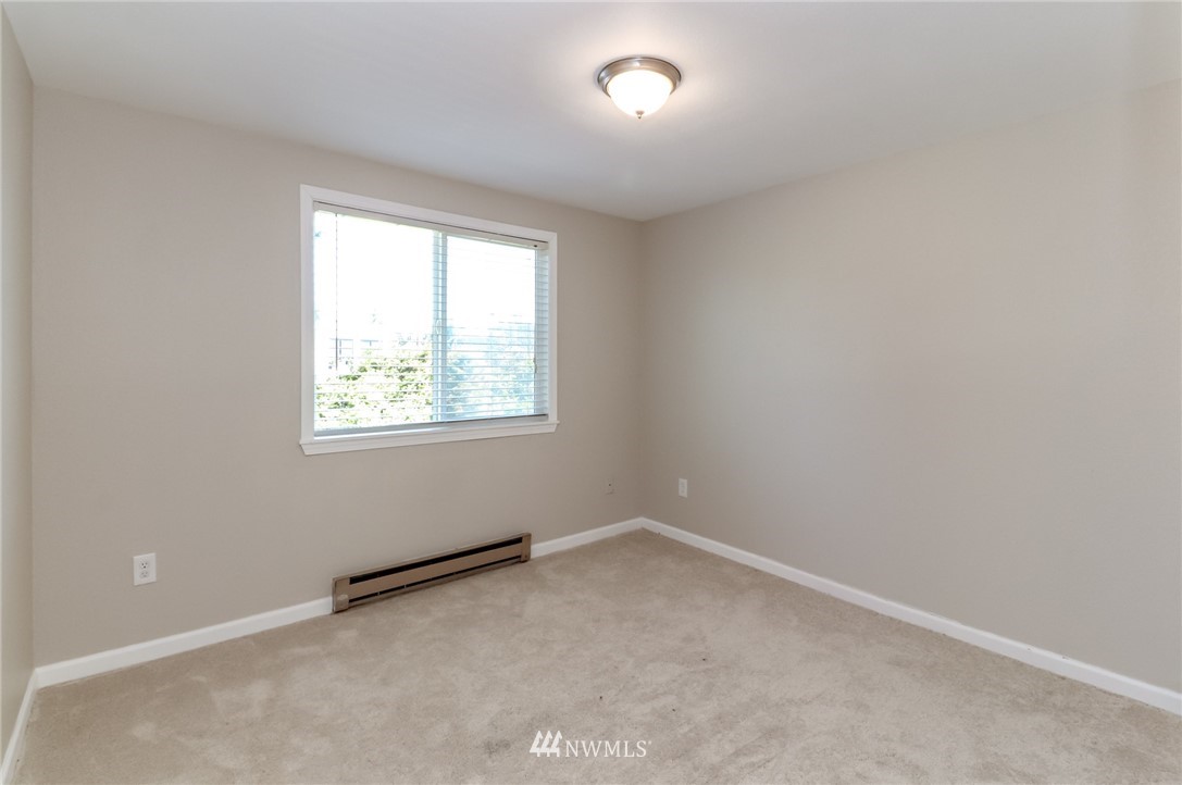 820 East Cady Road, Unit J301 Everett, WA 98203 - Photo 22 of 30 Gallery Image 22