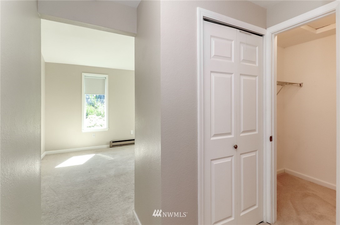 820 East Cady Road, Unit J301 Everett, WA 98203 - Photo 23 of 30 Gallery Image 23