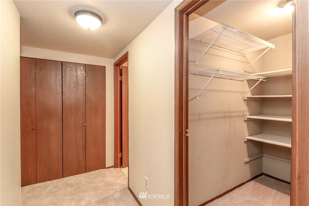 820 East Cady Road, Unit J301 Everett, WA 98203 - Photo 26 of 30 Gallery Image 26