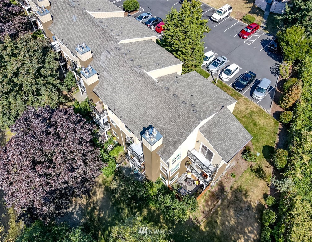 820 East Cady Road, Unit J301 Everett, WA 98203 - Photo 29 of 30 Gallery Image 29
