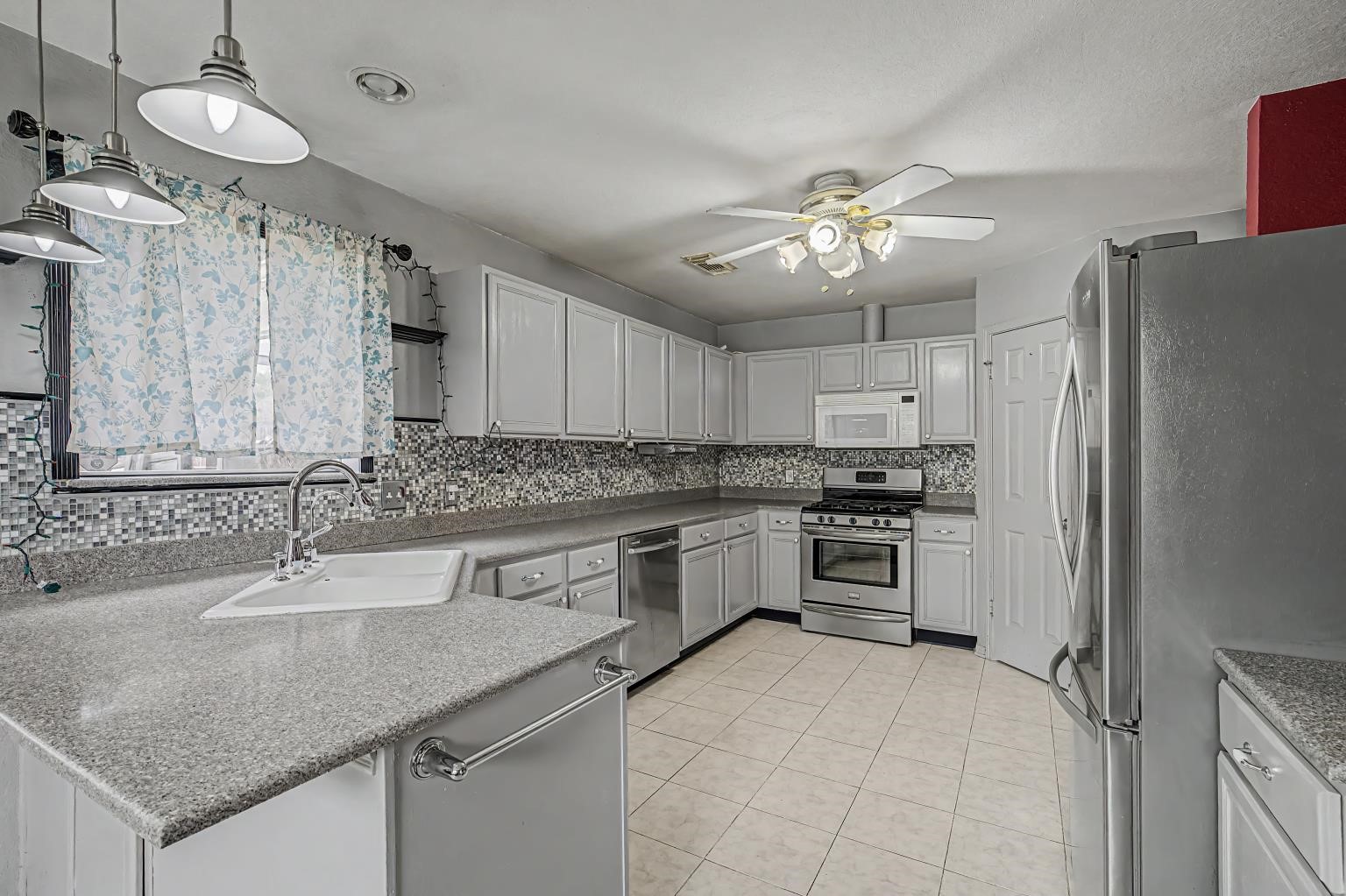23310 Stepinwolf Lane Spring, TX 77373 - Photo 9 of 24