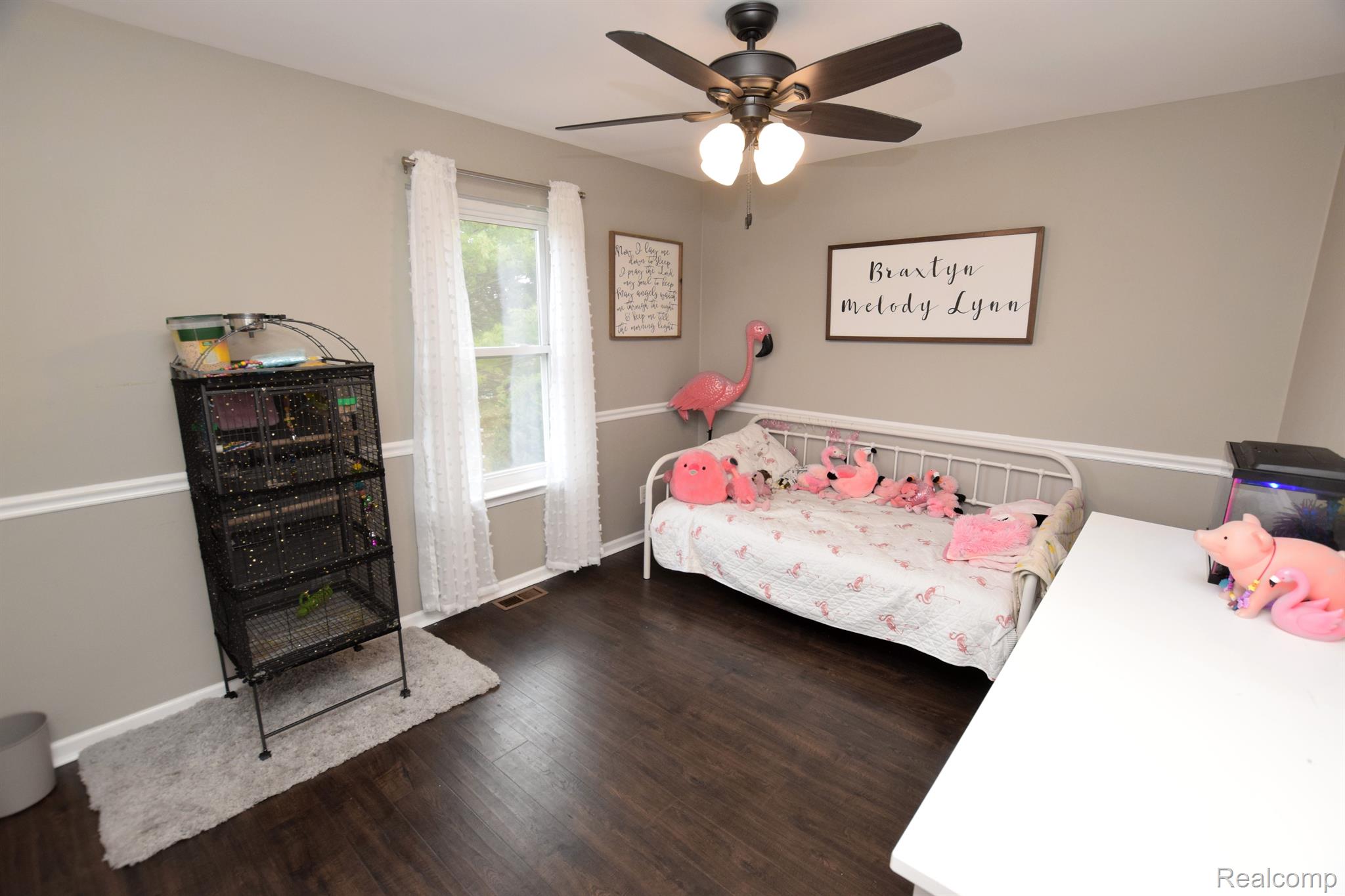 9643 Silver Lake Road Linden, MI 48451 - Photo 9 of 21 Bedroom 2 - Entry Level