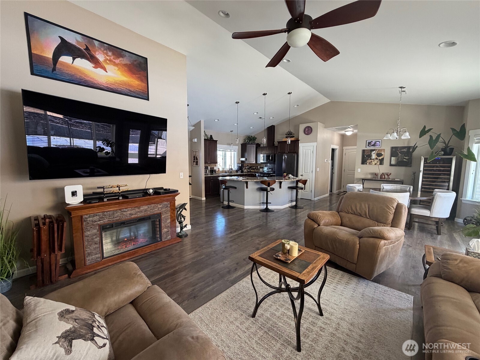 522 Adobe Way Selah, WA 98942 - Photo 10 of 34