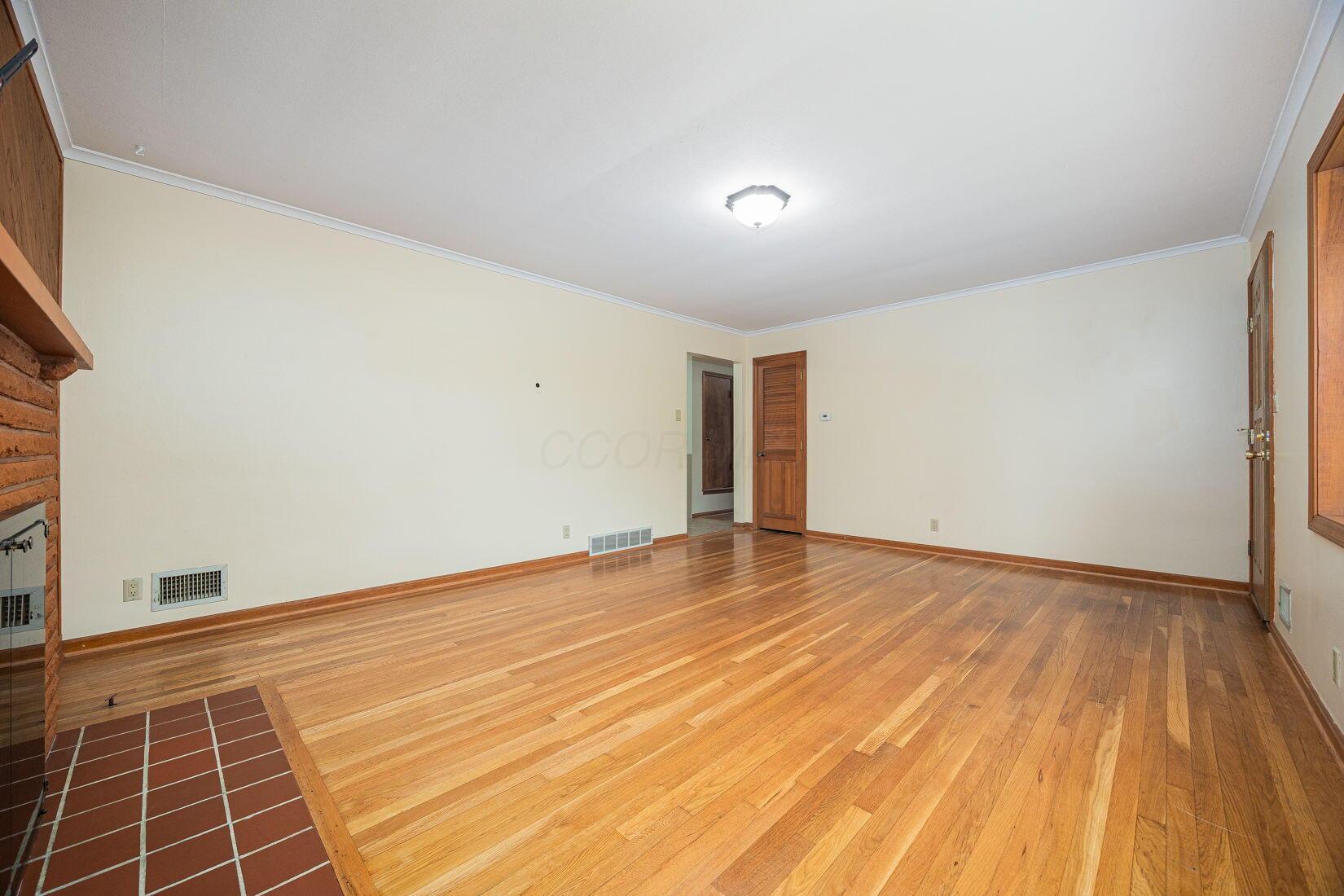 125 South Hamilton Road Columbus, OH 43230 - Photo 12 of 65 Great Room