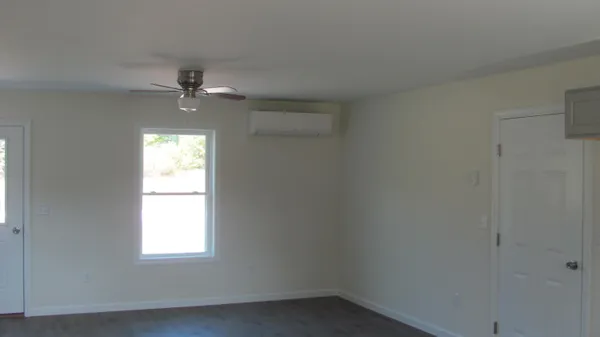 $479,000 | 18 Thurlow Drive, Oxford, ME 04270