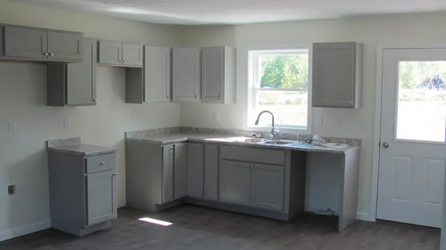 $499,000 | 18 Thurlow Drive, Oxford, ME 04270