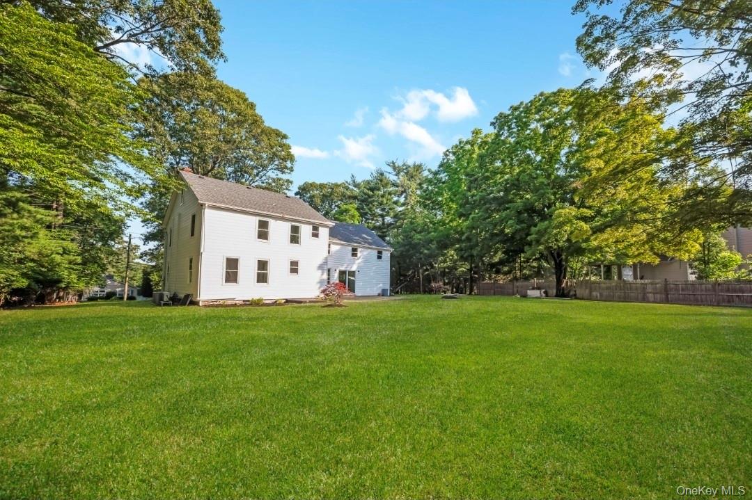 30 New Mill Road Smithtown, NY 11787 - Photo 6 of 49