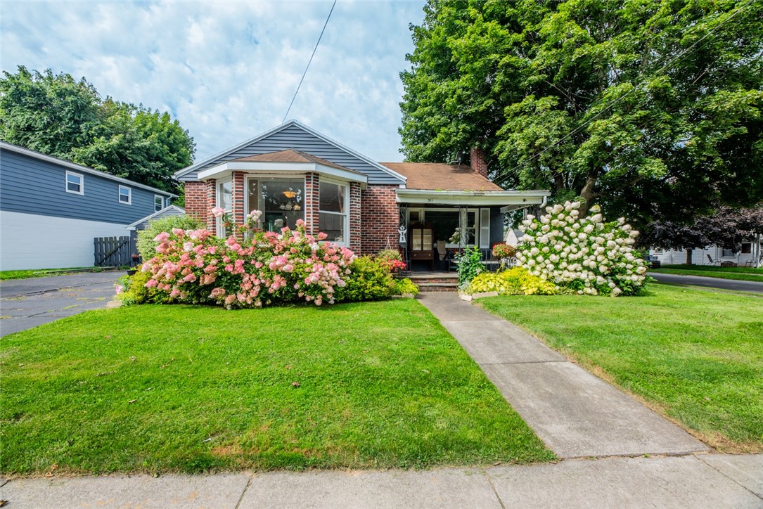 311 North Lincoln Road East Rochester, NY 14445 - Photo 1 of 1