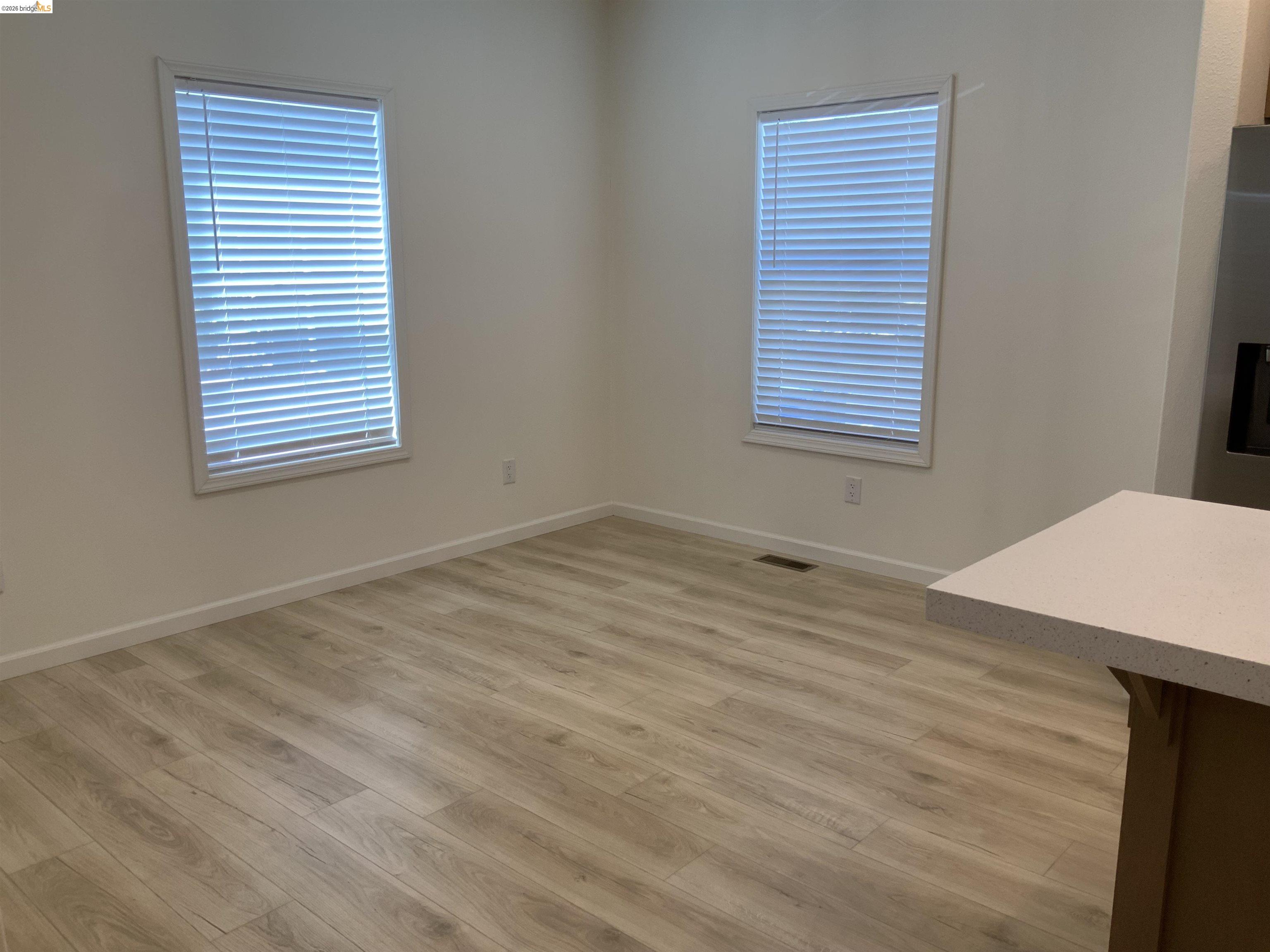 245 Aloha Way Pittsburg, CA 94565 - Photo 19 of 37 Gallery Image 19