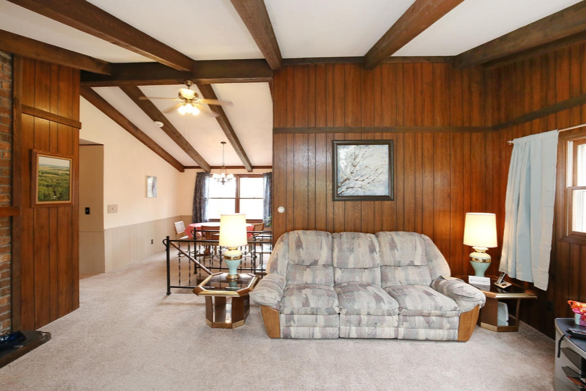 19850 Kimball Road Pierson, MI 49339 - Photo 5 of 27 IMG_3523
