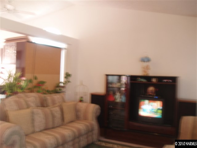 8087 Anchor Point Drive Reno, NV 89506 - Photo 4 of 6 Photo 4