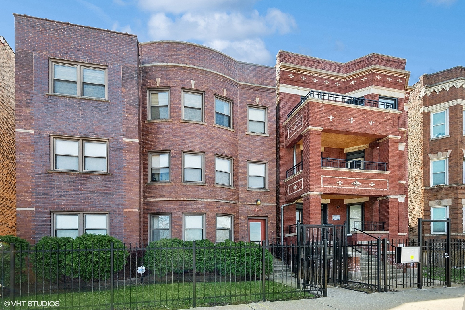 1521 East 65th Street, Unit 3R Chicago, IL 60637 - Photo 1 of 1 a front view of a building