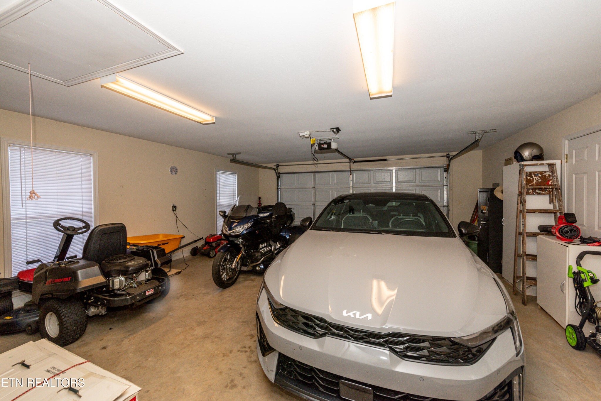 4152 Pea Ridge Road Maryville, TN 37804 - Photo 32 of 47 Gallery Image 32