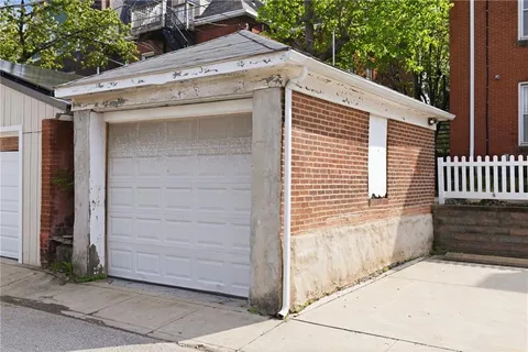 $599,000 | 362 South Highland Avenue, Pittsburgh, PA 15206