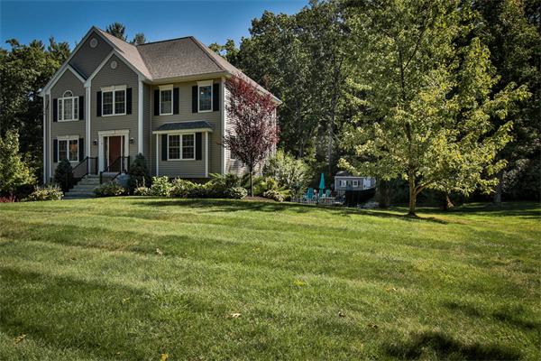 9 West Shore Road Merrimac, MA 01860 - Photo 2 of 27 Gallery Image 2