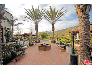 2940 Kuehner Drive Simi Valley, CA 93063 - Photo 15 of 31