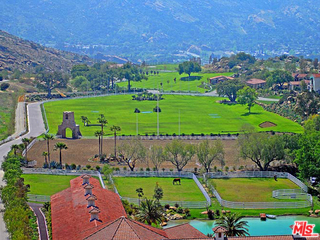 2940 Kuehner Drive Simi Valley, CA 93063 - Photo 3 of 31