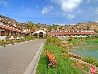 2940 Kuehner Drive Simi Valley, CA 93063 - Photo 23 of 31