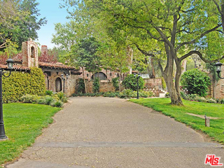 2940 Kuehner Drive Simi Valley, CA 93063 - Photo 29 of 31