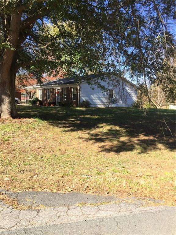 357 Ridgecrest Drive King, NC 27021 - Photo 1 of 2 Gallery Image 1