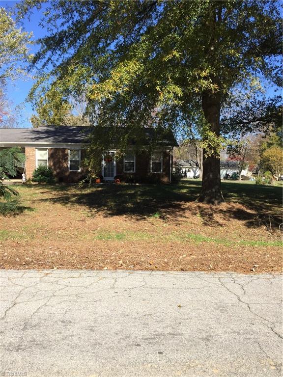 357 Ridgecrest Drive King, NC 27021 - Photo 2 of 2 Gallery Image 2