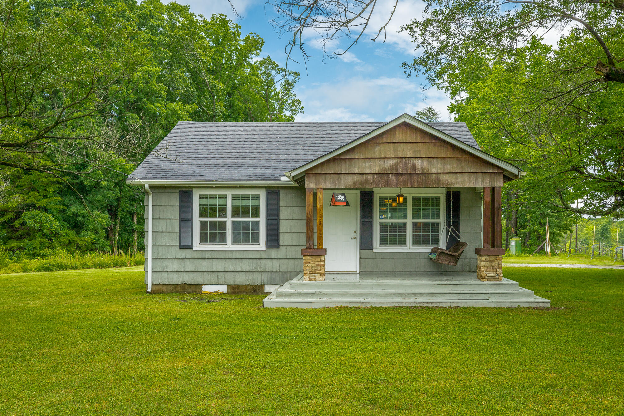 2957 Corral Road Signal Mountain, TN 37377 - Photo 1 of 29 2957 Corral Rd