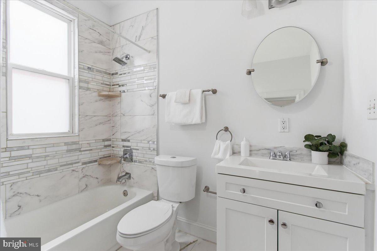 131 R Street Northeast, Unit A Washington, DC 20002 - Photo 13 of 22