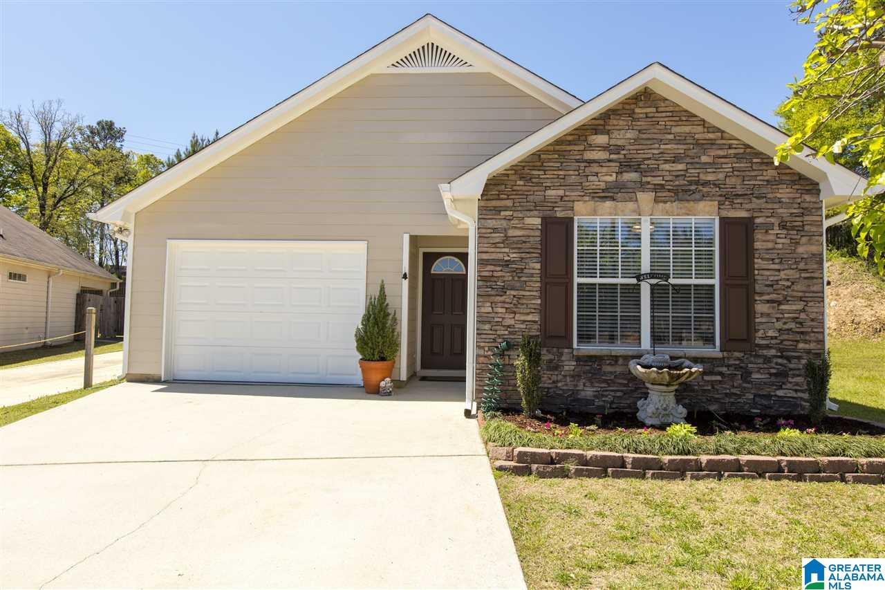 247 Carrington Lane Calera, AL 35040 - Photo 1 of 33