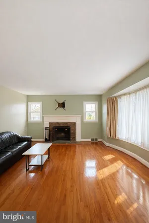 $440,000 | 209 Mountain Road, Linthicum Heights, MD 21090