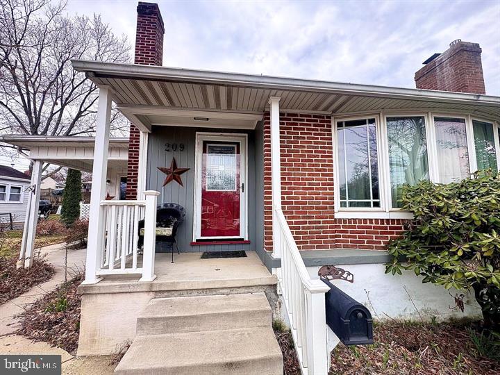 209 Mountain Road Linthicum Heights, MD 21090 - Photo 5 of 59 Charming brick home with inviting entry.