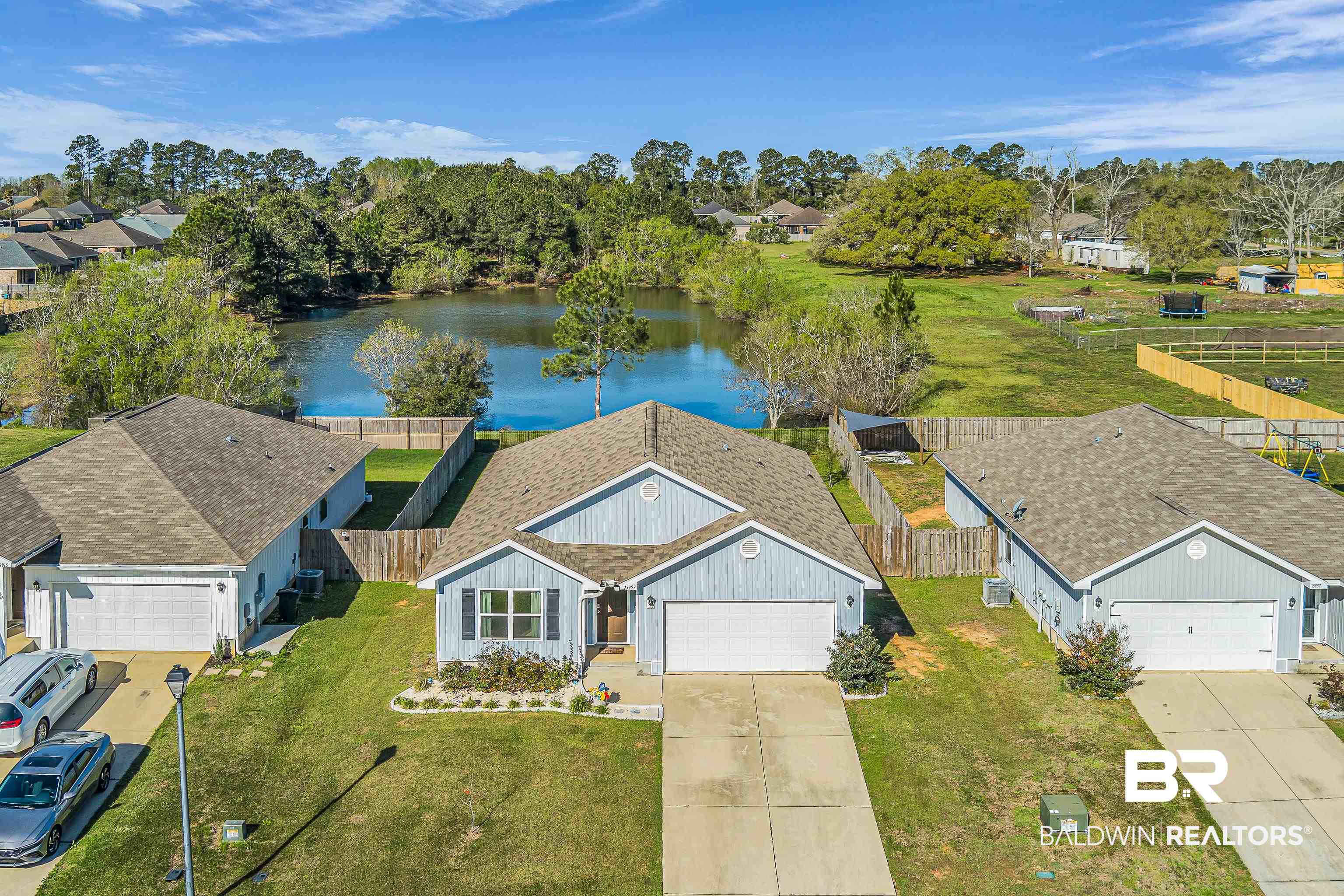 13927 Shea Circle Foley, AL 36535 - Photo 2 of 49
