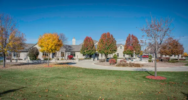 $3,750,000 | 5696 School Drive, Green Bay, WI 54313