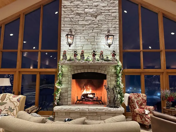 $3,750,000 | 5696 School Drive, Green Bay, WI 54313