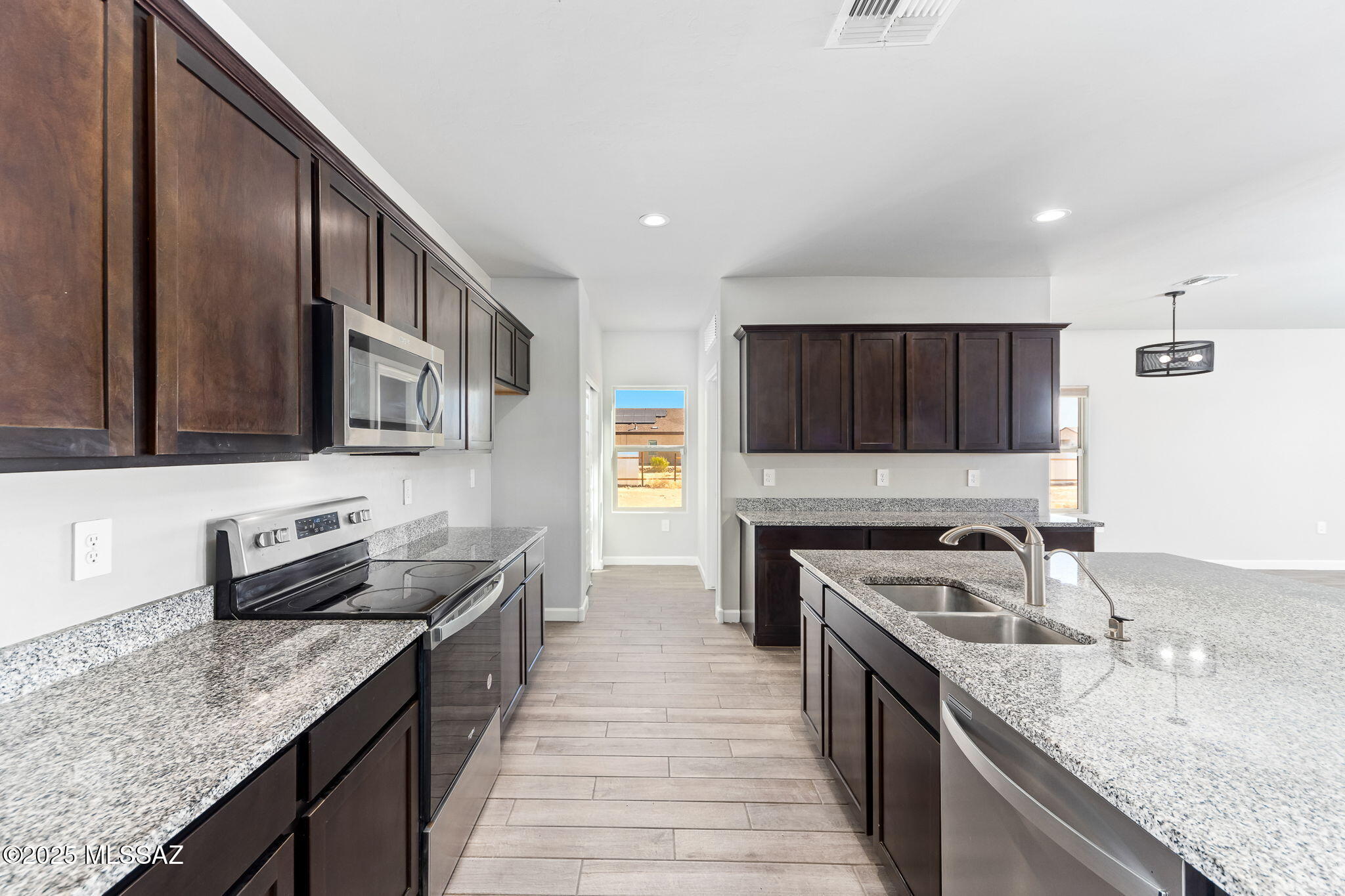 17161 West Starr Road Marana, AZ 85653 - Photo 10 of 33 Gallery Image 10