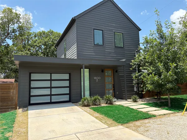 $2,800 | 1800 Crown Drive, Unit 2, Austin, TX 78745