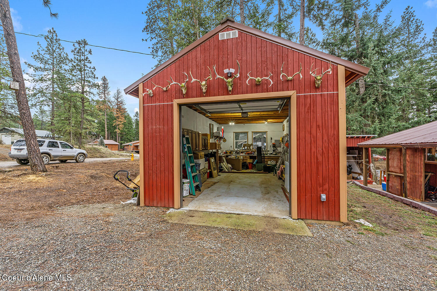 1189 South Allen Road Coeur D'Alene, ID 83814 - Photo 30 of 42 GARAGE